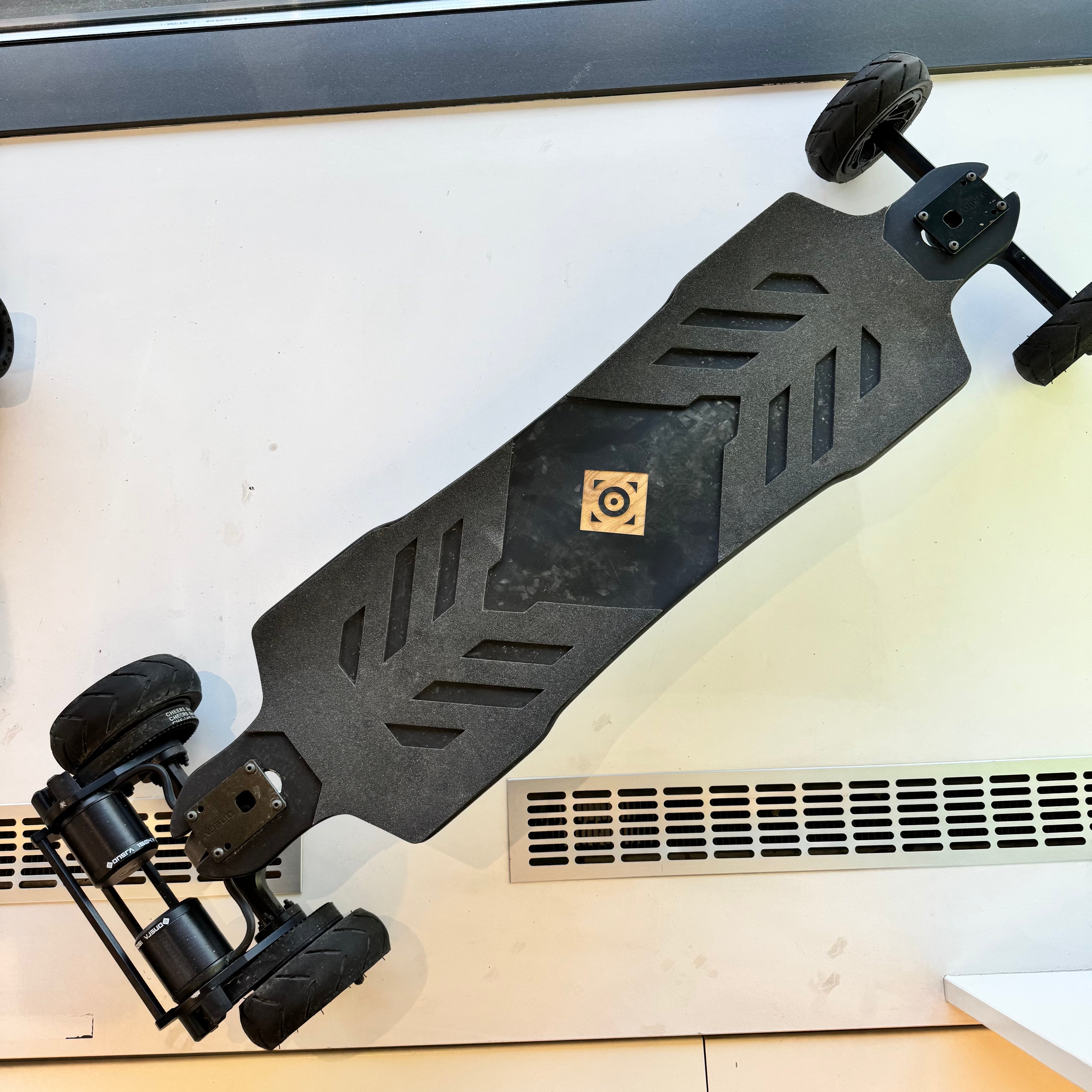 BLACK Carve 3 PRO AT (USED) – 150mm Off-Road Wheels – 111km