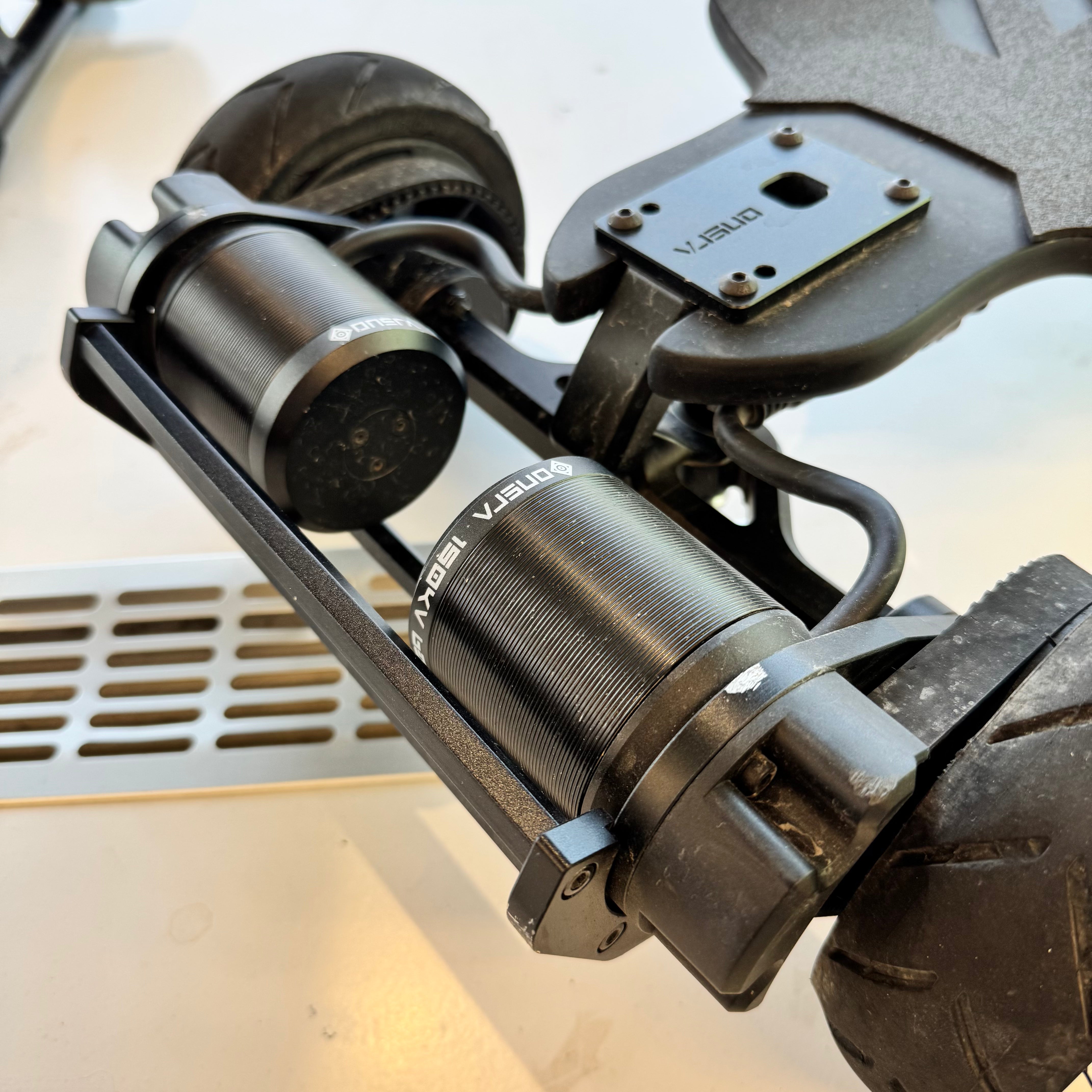 BLACK Carve 3 PRO AT (USED) – 150mm Off-Road Wheels – 111km