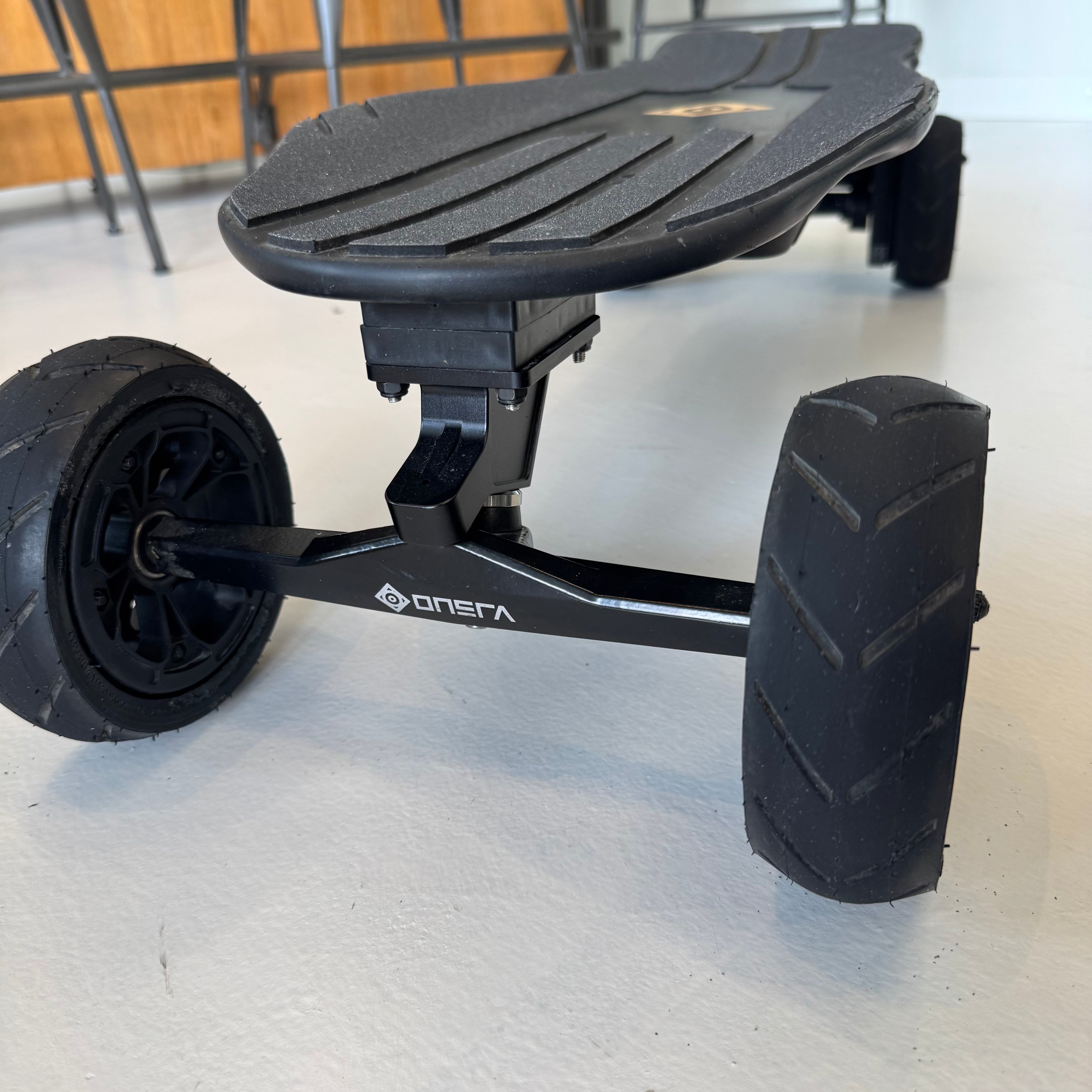 Used ONSRA Challenger PRO Electric Skateboard – Only 20km!