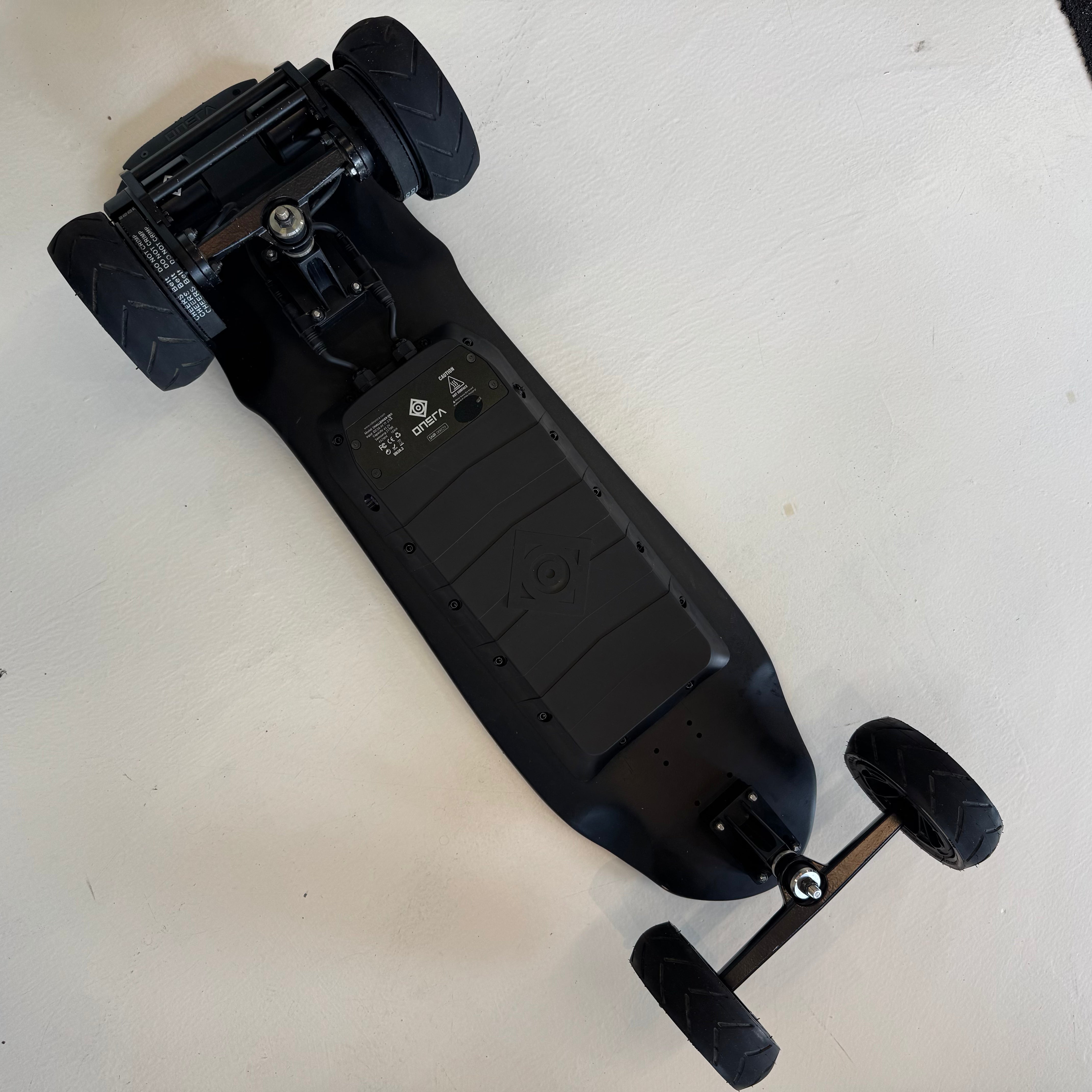 Used ONSRA Challenger PRO Electric Skateboard – Only 20km!