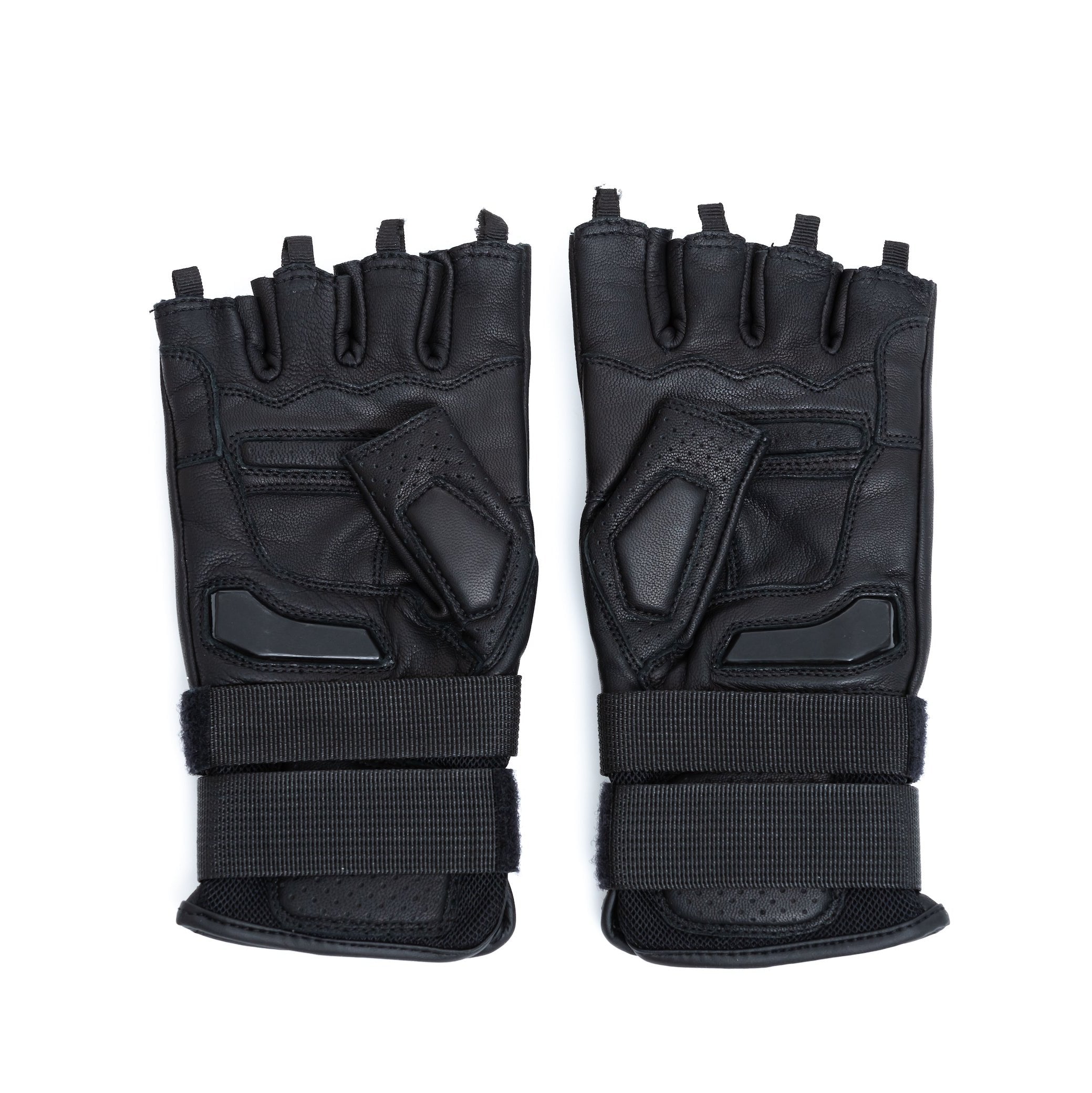 Short-fingered protective gloves for electric skateboards.